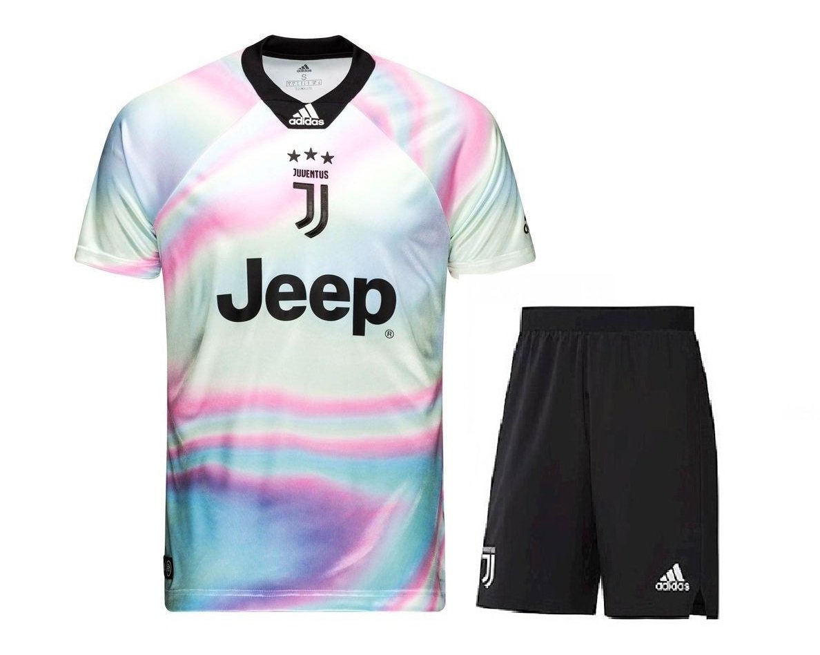 Форма adidas Juventus