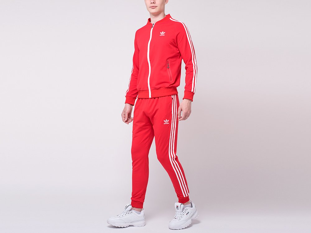 Красный мужской спортивный костюм