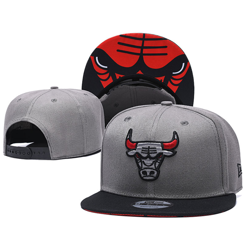 Кепка чикаго буллз. Кепка Chicago bulls New era. Бейсболка Чикаго Буллз. Nike Chicago bulls кепка.