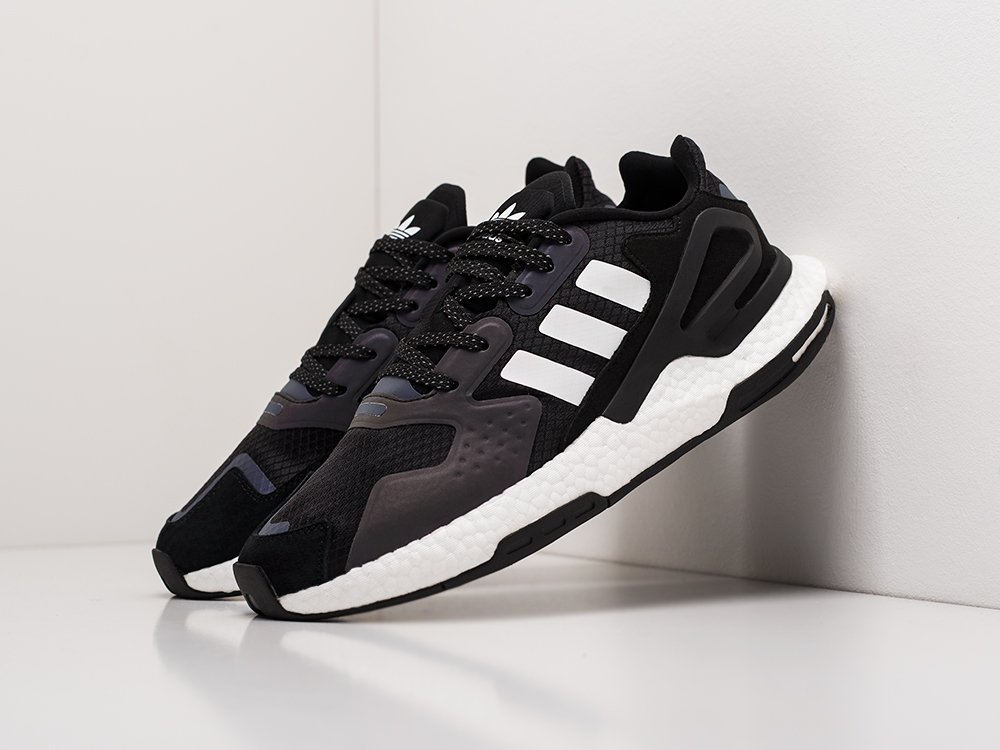 Adidas Nite Jogger Black on feet