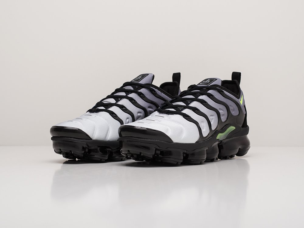 Green nike vapormax plus 2025