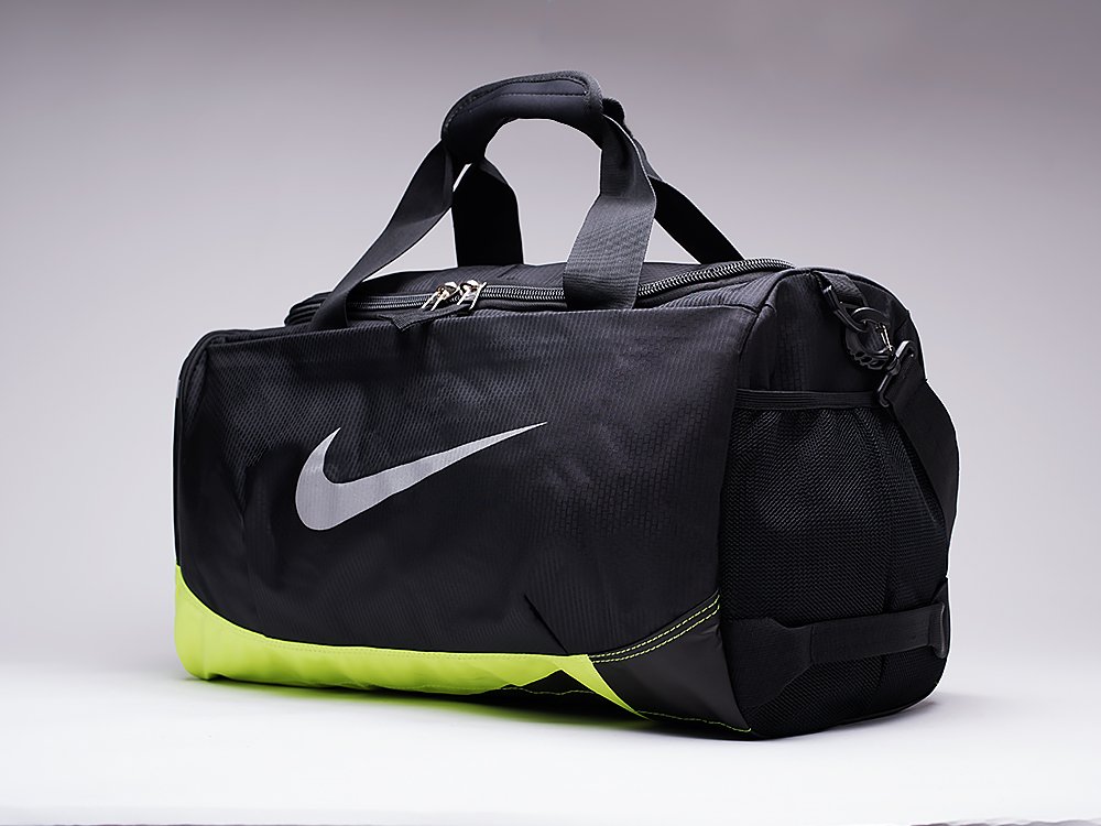 Черная спортивная сумка. Сумка Nike артикул: 14379 / Nike. Сумка Nike dm3972. Сумка найк спортивная черная. Сумка дорожная Nike t90.