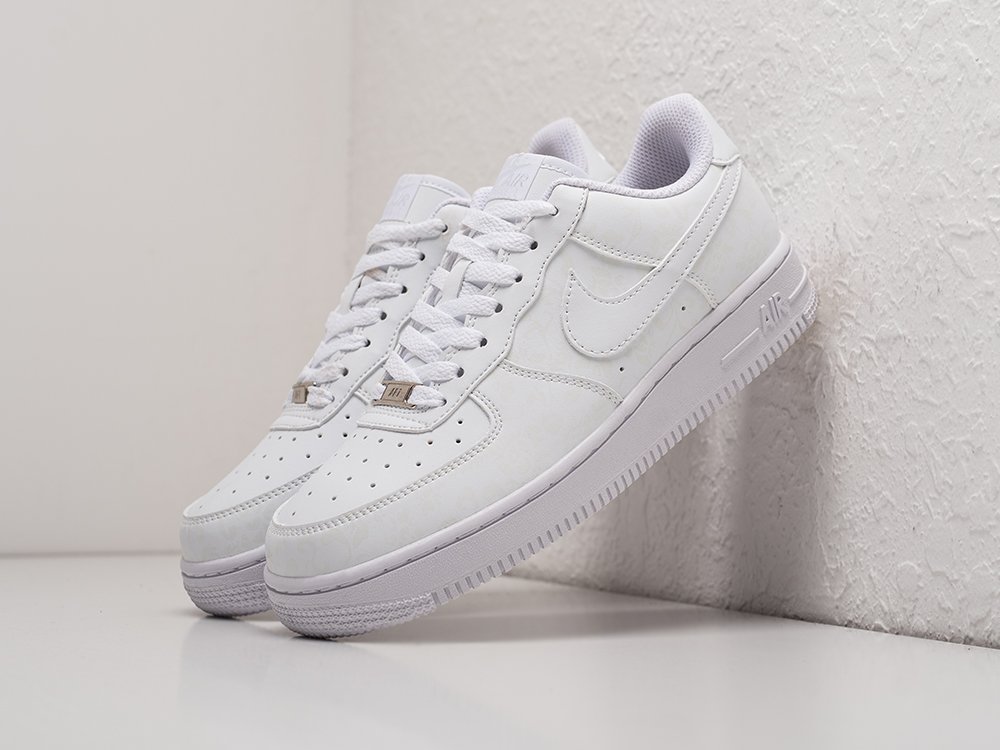 Nike air force low swoosh top