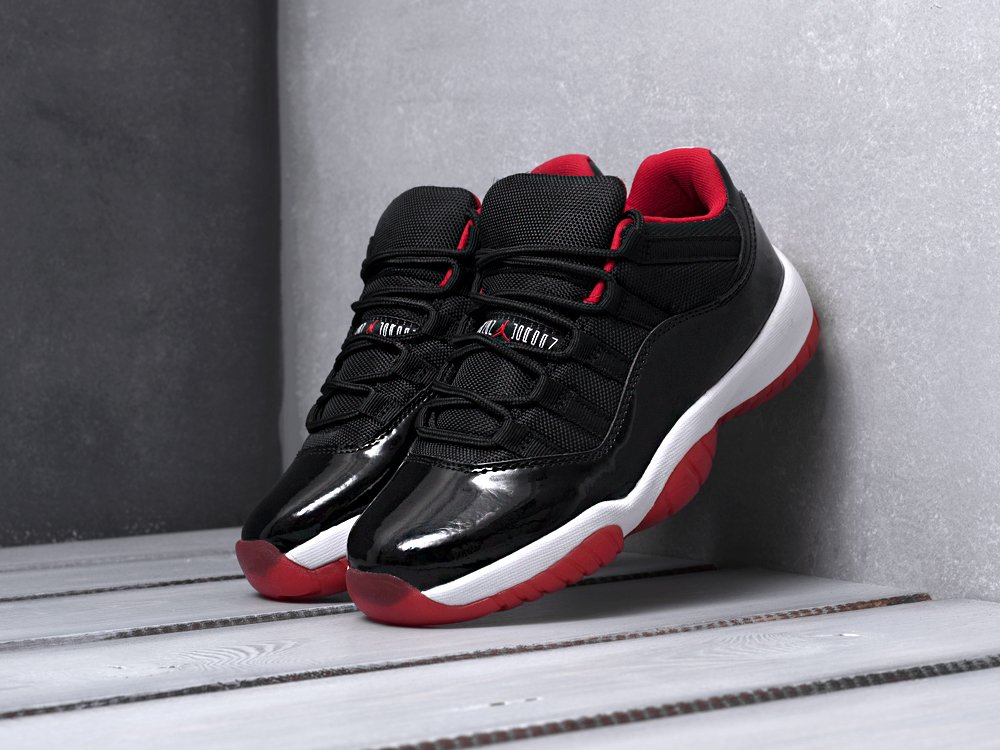 Nike air jordan 11 low hot sale