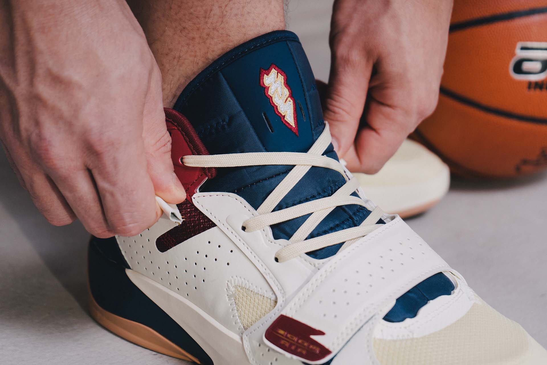 NIKE JORDAN ZION 2